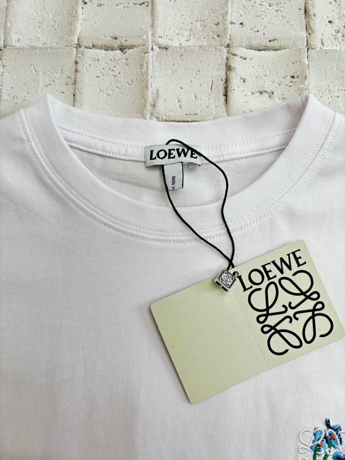 LuxluxHouse Best Quality Clothes T-shirt Loewe