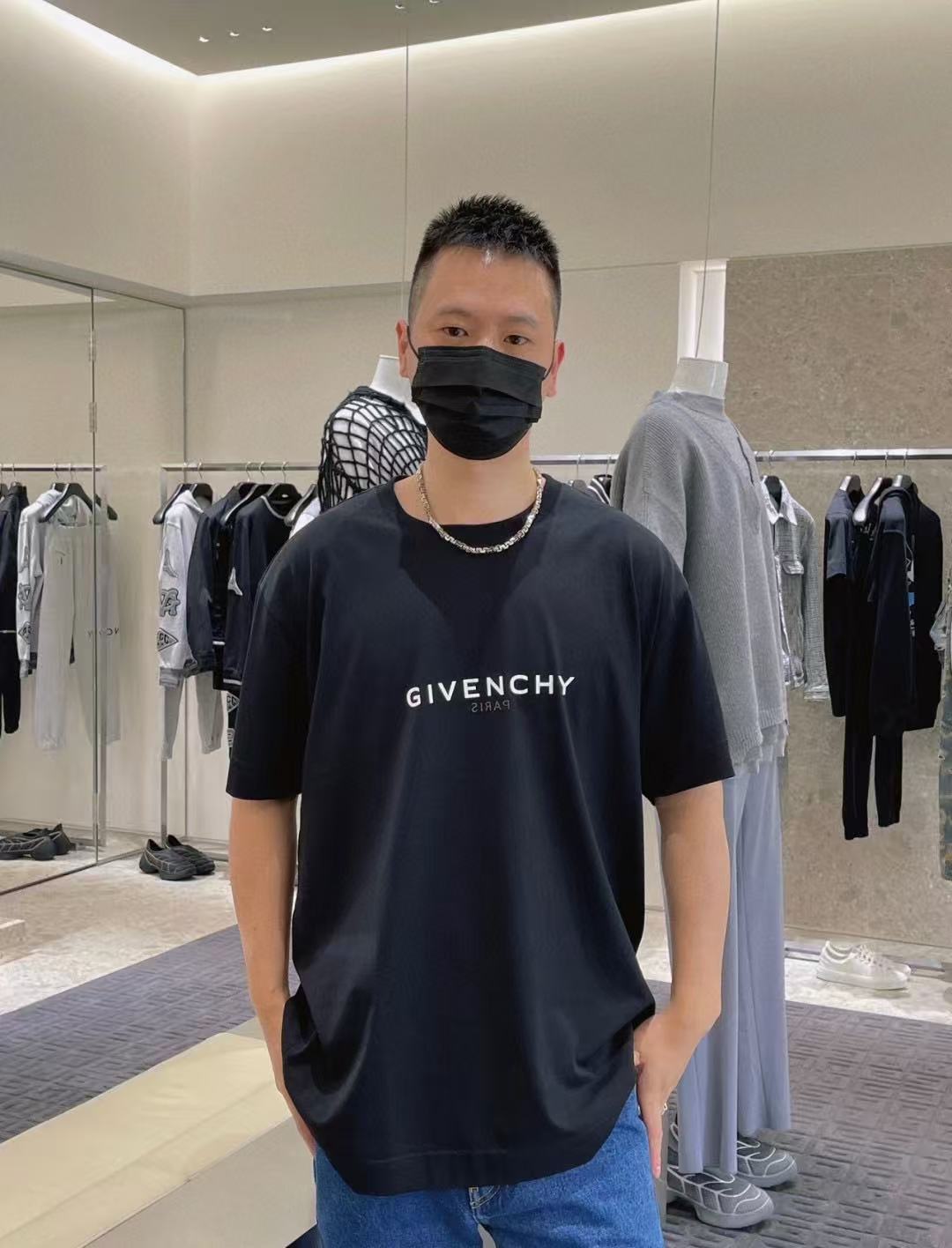 LuxluxHouse Best Quality Clothes Givenchy T-shirt