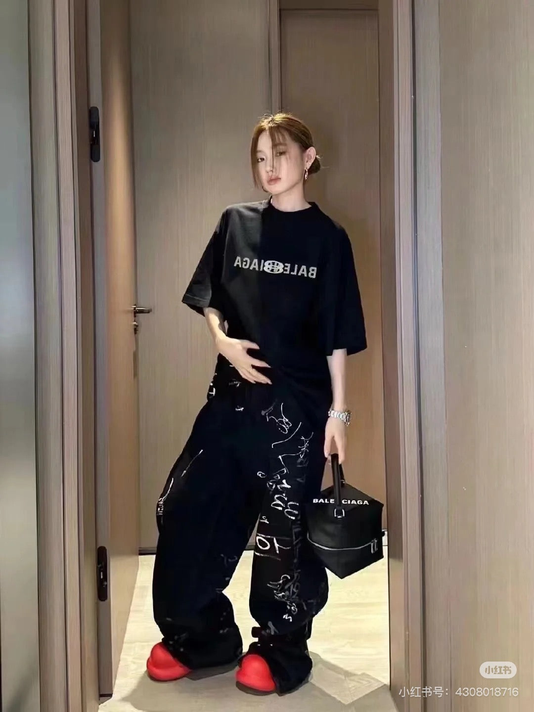 LuxluxHouse Best Quality Clothes Balenciaga T-shirt