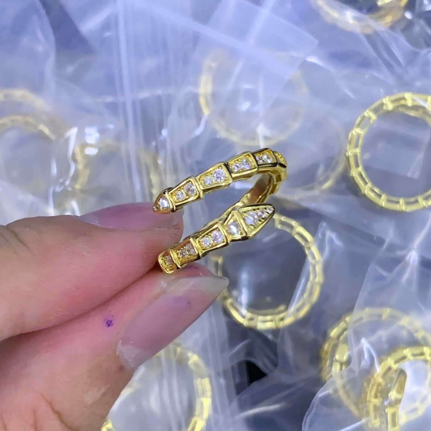 LuxluxHouse Low Price And High Quality Accessories Bvlgari