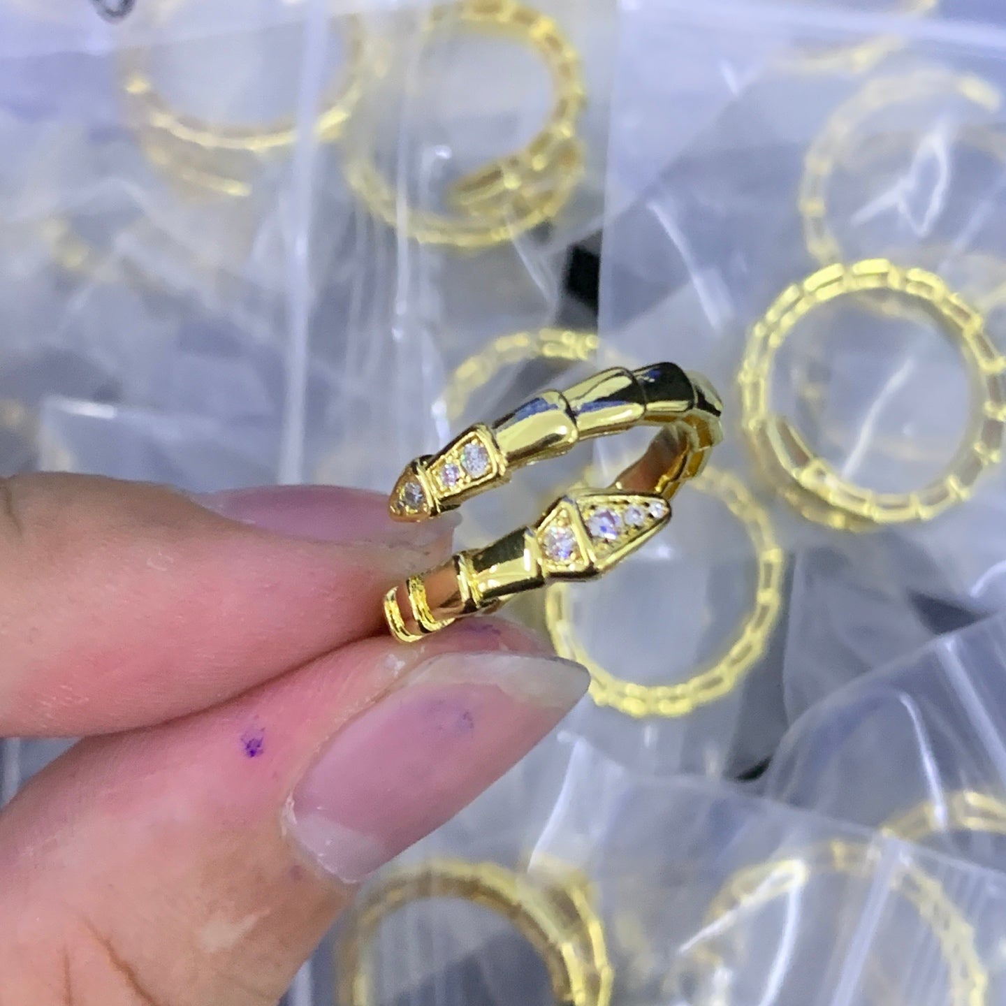 LuxluxHouse Low Price And High Quality Accessories Bvlgari