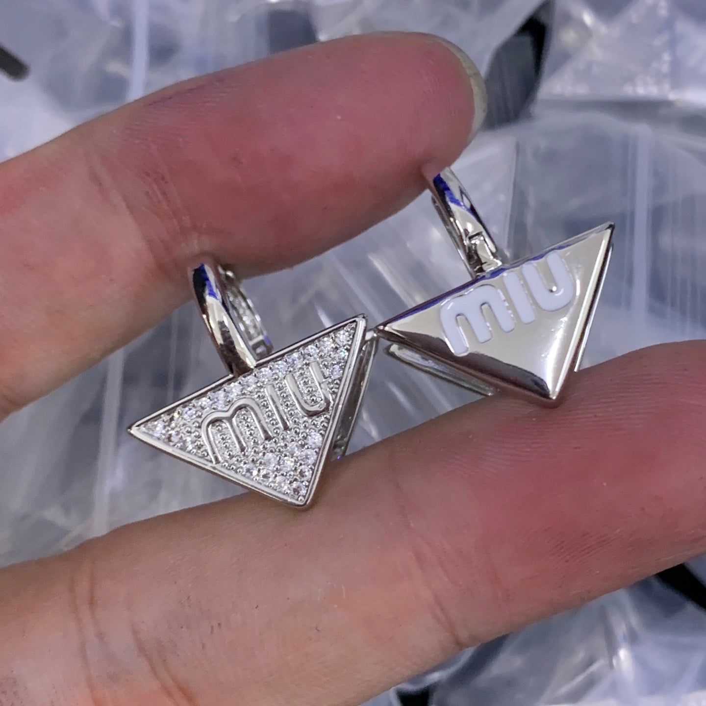 LuxluxHouse Low Price And High Quality Accessories Miu Miu