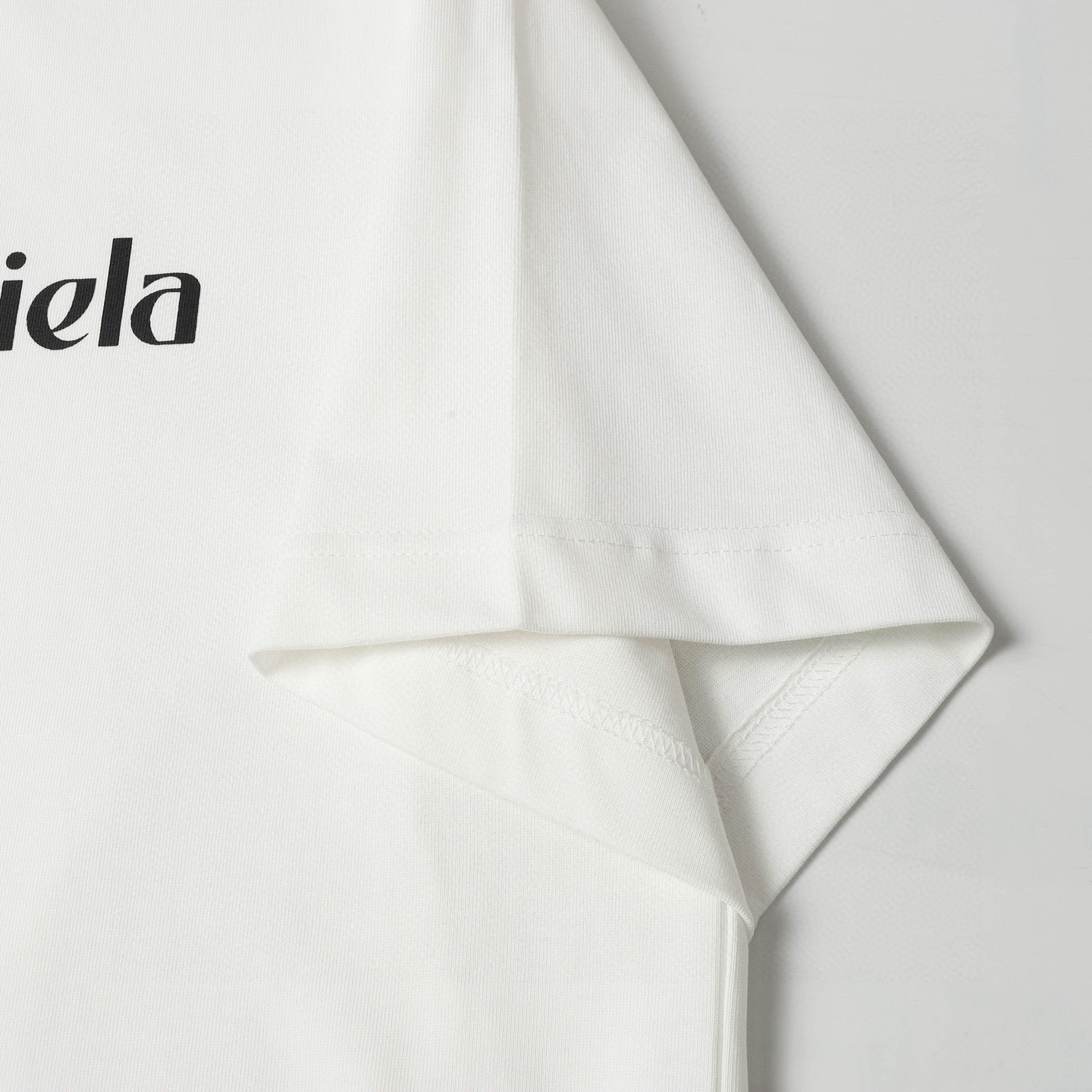 LuxluxHouse Best Quality Clothes T-shirt Chanel & Maison Margiela