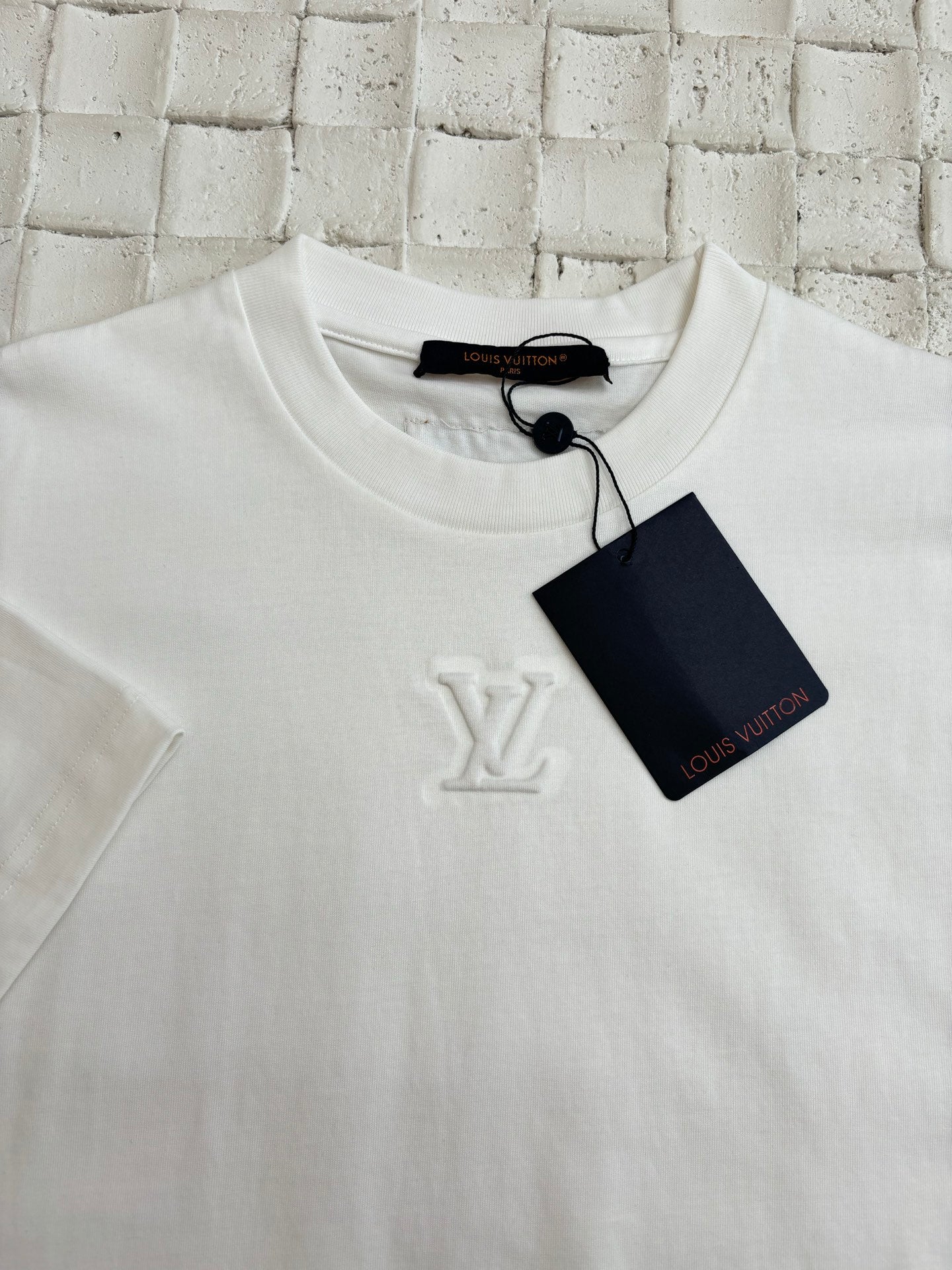 LuxluxHouse Best Quality Clothes T-shirt Louis Vuitton