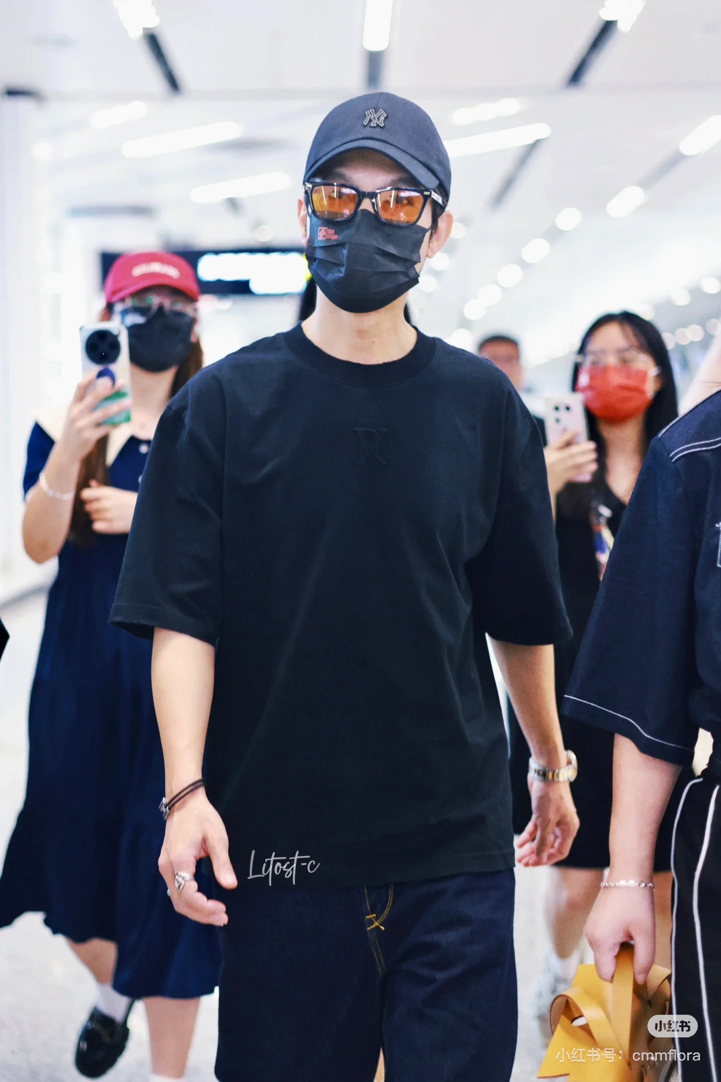 LuxluxHouse Best Quality Clothes T-shirt Louis Vuitton