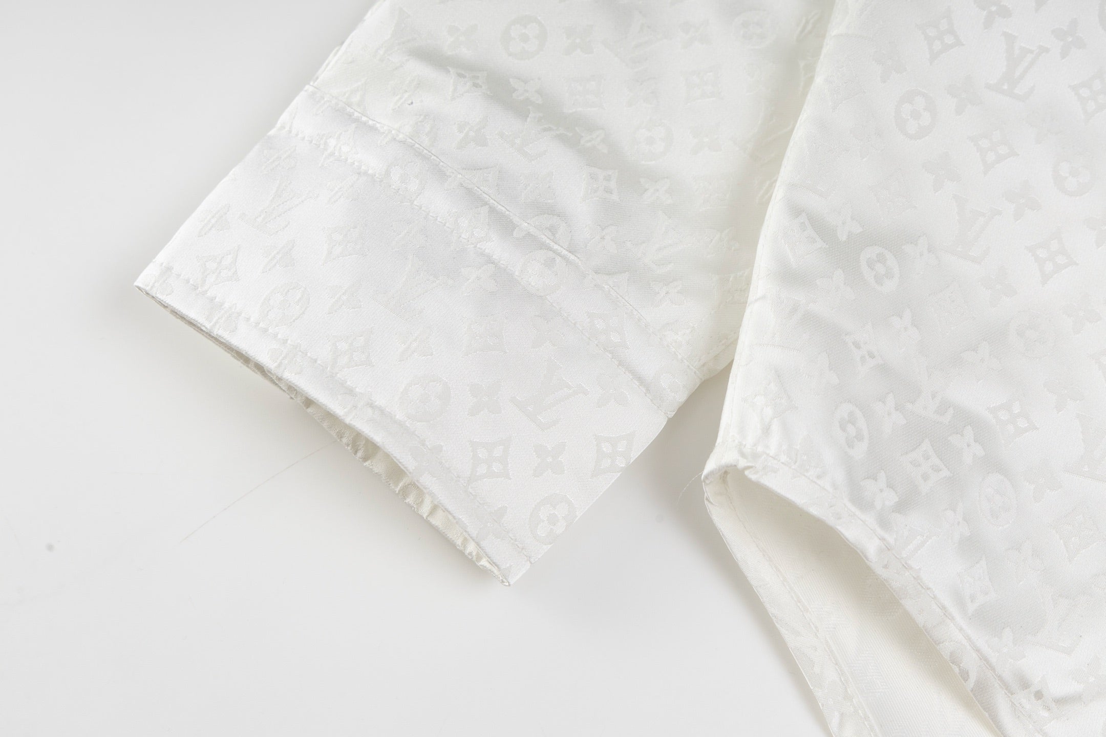 LuxluxHouse Best Quality Clothes Shirts&Polo Louis Vuitton