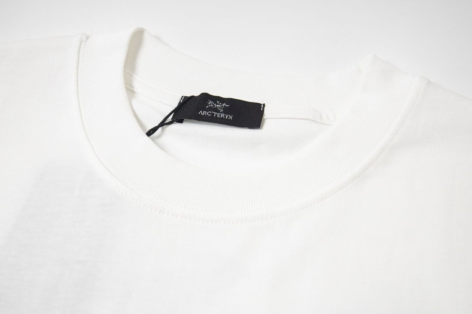 LuxluxHouse Best Quality Clothes T-shirt Arcteryx