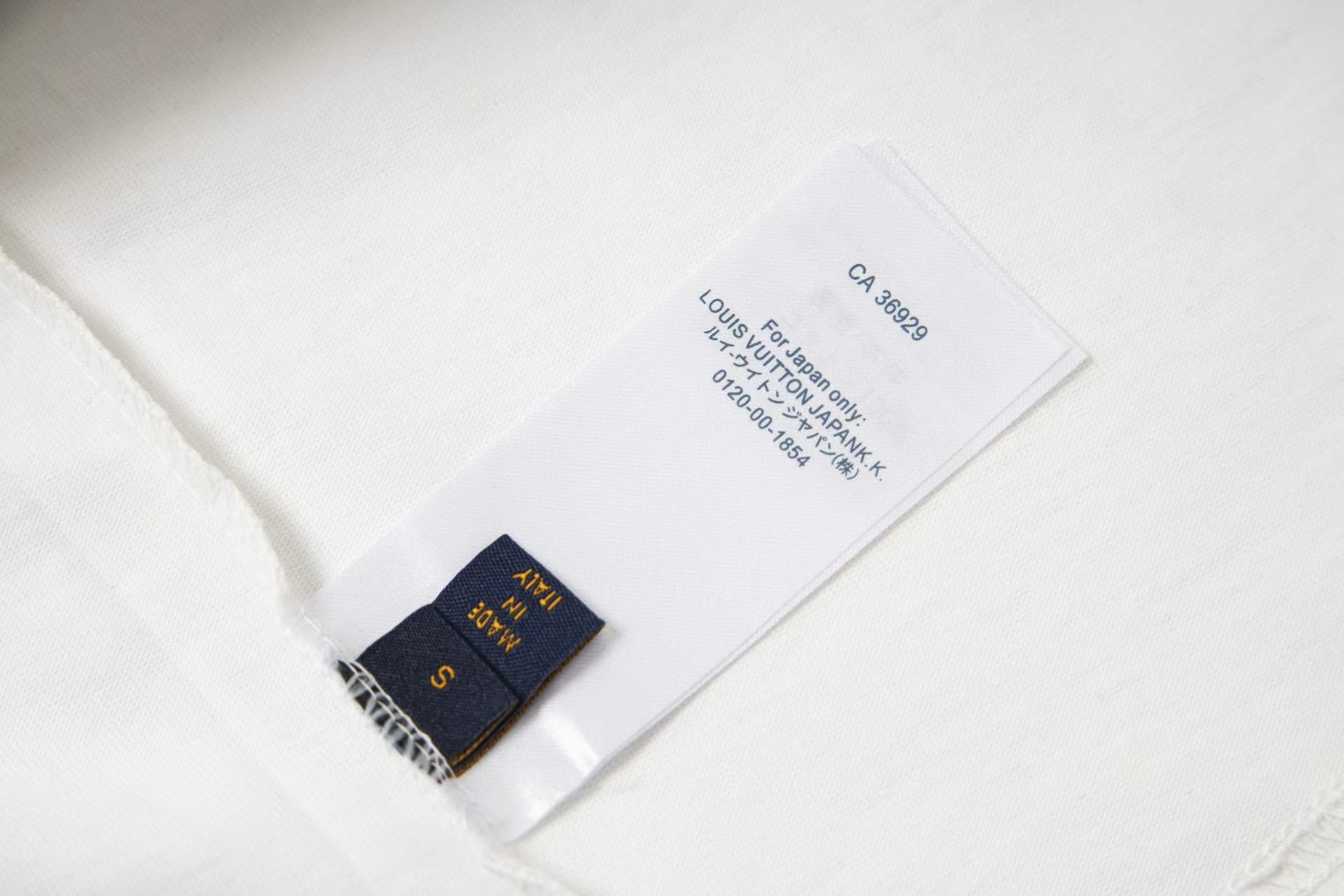 LuxluxHouse Best Quality Clothes T-shirt Louis Vuitton