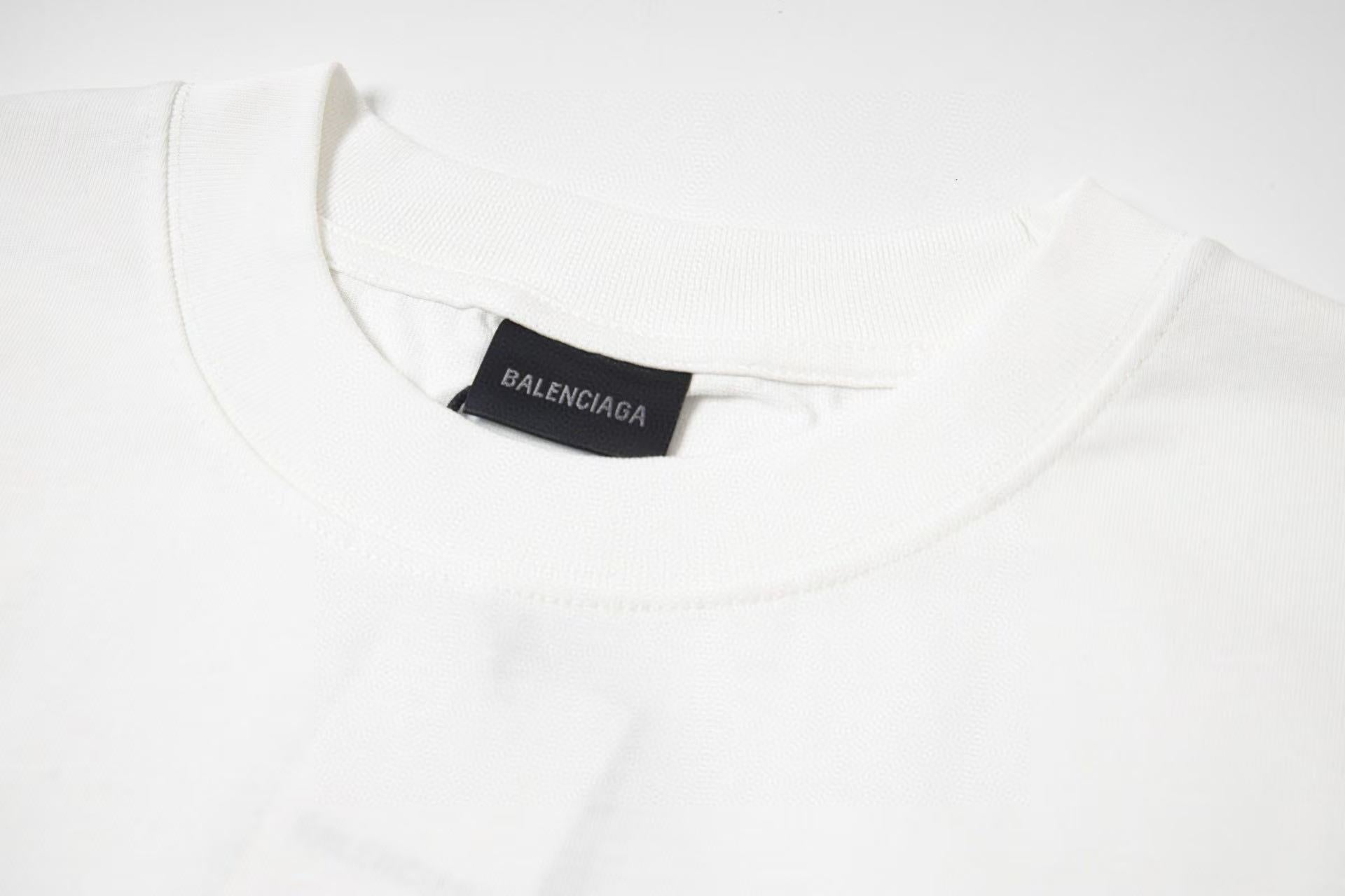 LuxluxHouse Best Quality Clothes Balenciaga T-shirt