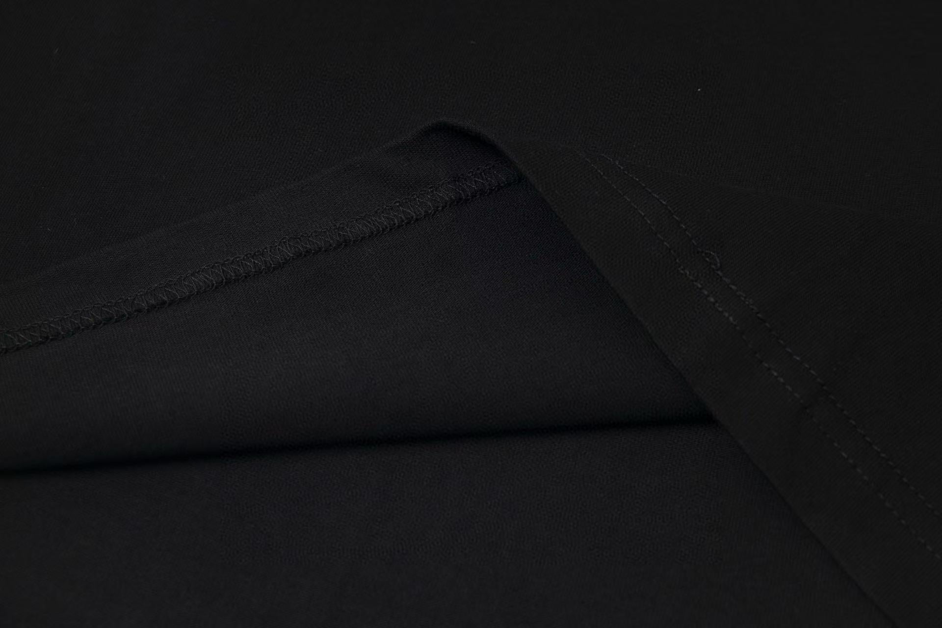 LuxluxHouse Best Quality Clothes T-shirt Prada