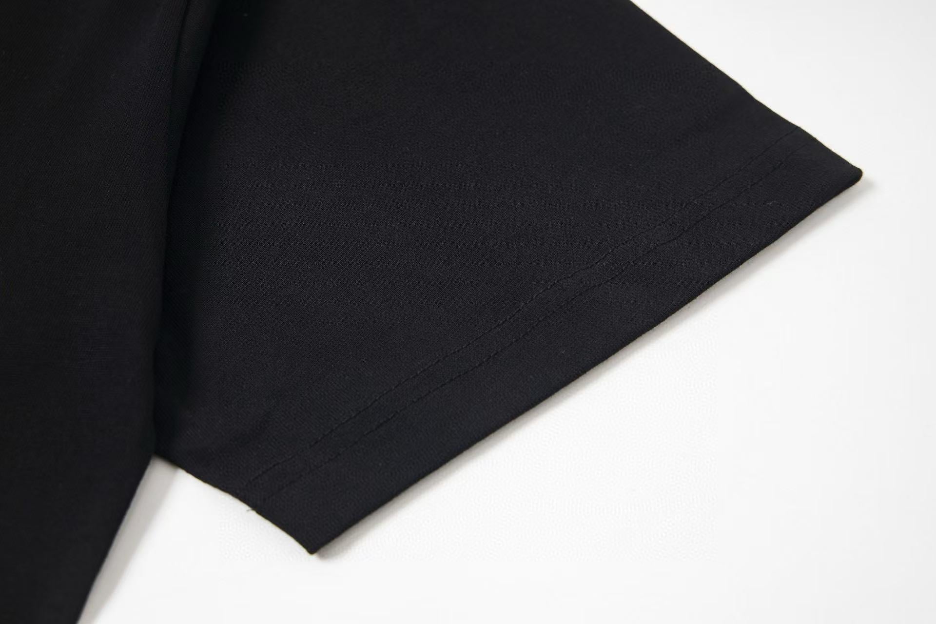 LuxluxHouse Best Quality Clothes T-shirt Prada