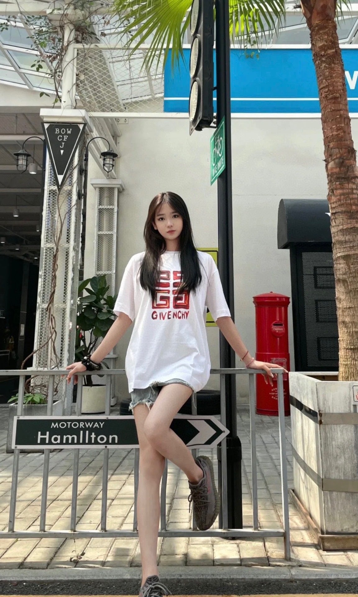 LuxluxHouse Best Quality Clothes Givenchy T-shirt