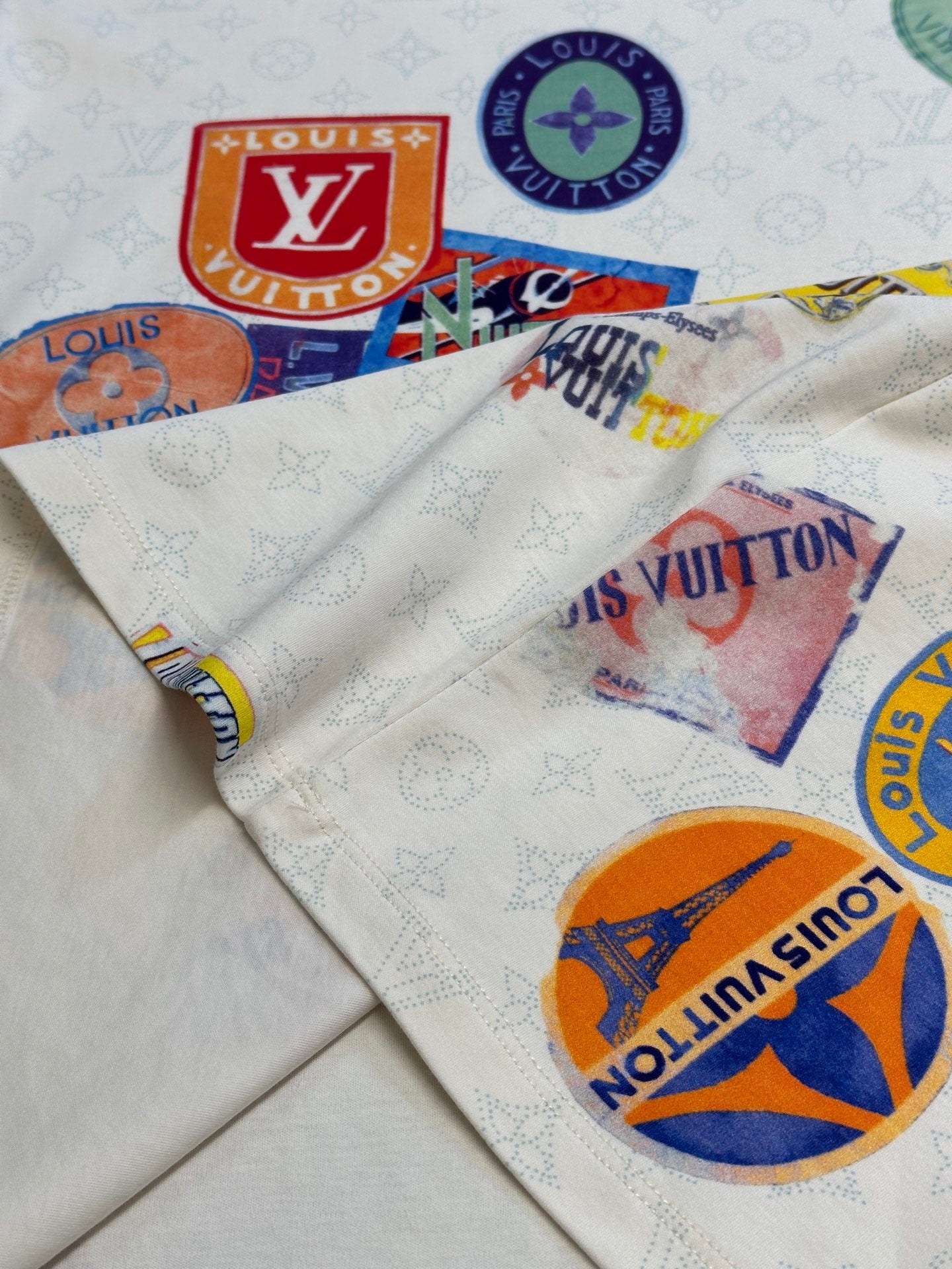 LuxluxHouse Best Quality Clothes T-shirt Louis Vuitton