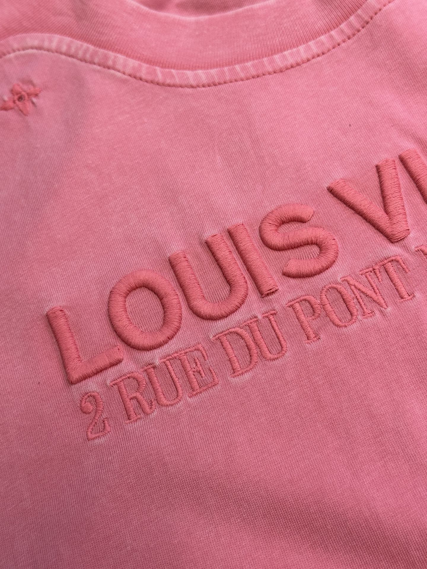 LuxluxHouse Best Quality Clothes T-shirt Louis Vuitton