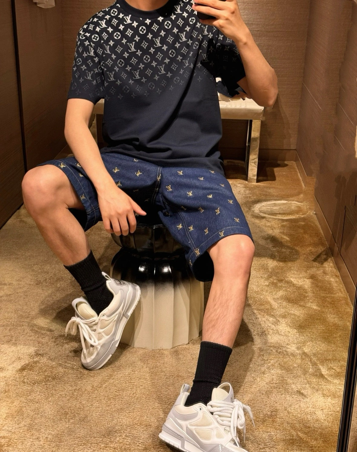 LuxluxHouse Best Quality Clothes T-shirt Louis Vuitton