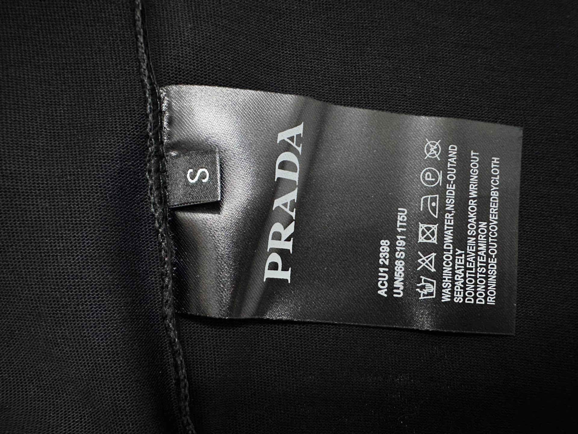 LuxluxHouse Best Quality Clothes T-shirt Prada