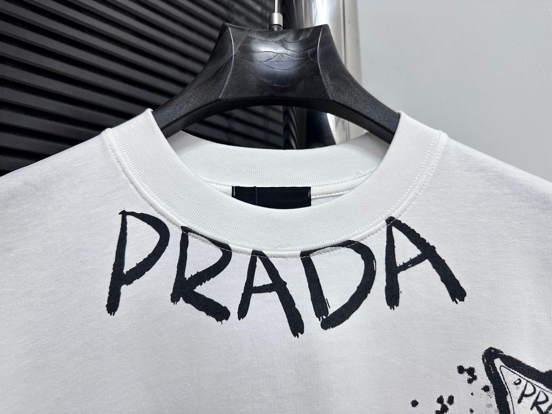 LuxluxHouse Best Quality Clothes T-shirt Prada