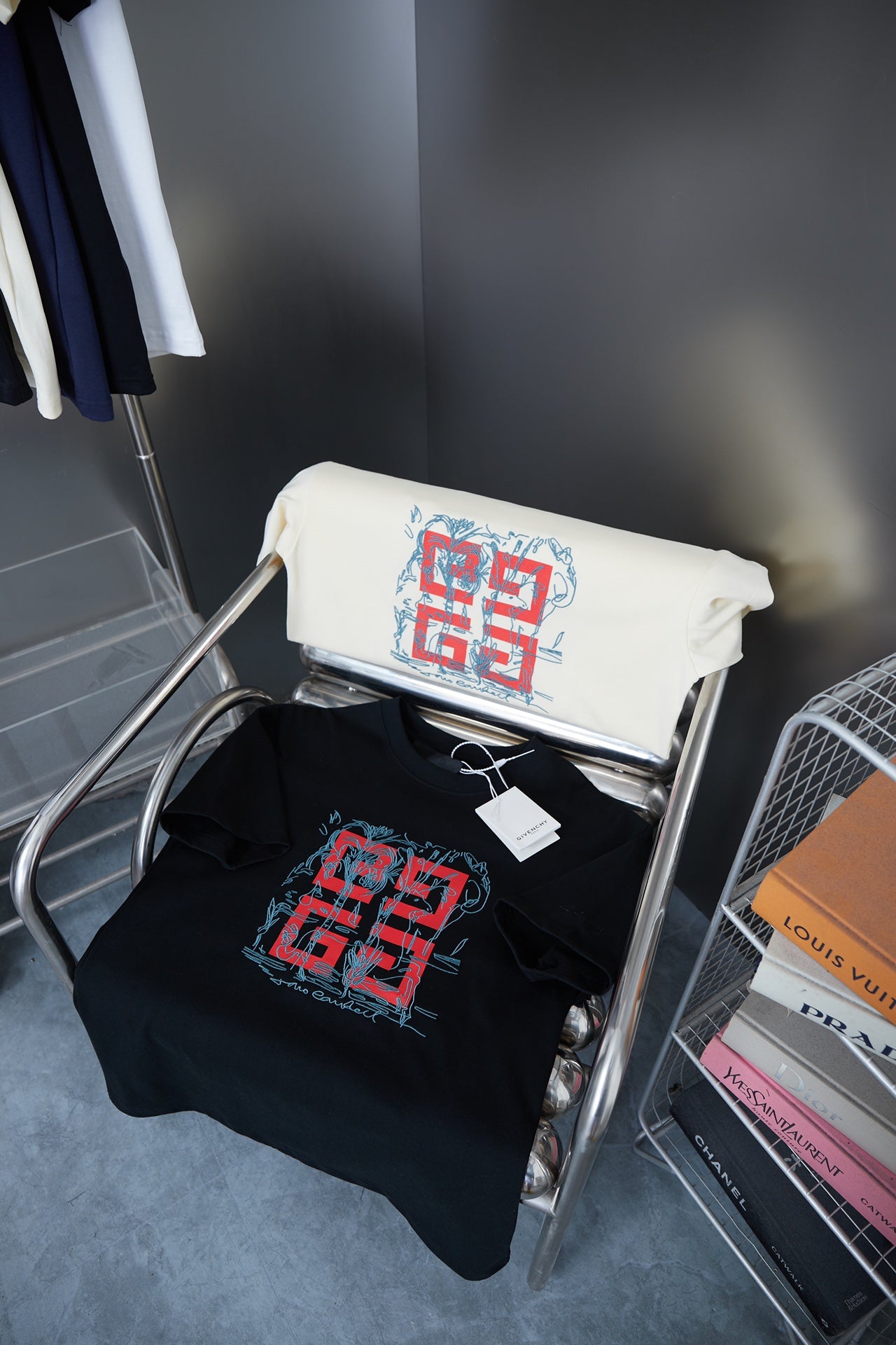 LuxluxHouse Best Quality Clothes Givenchy T-shirt