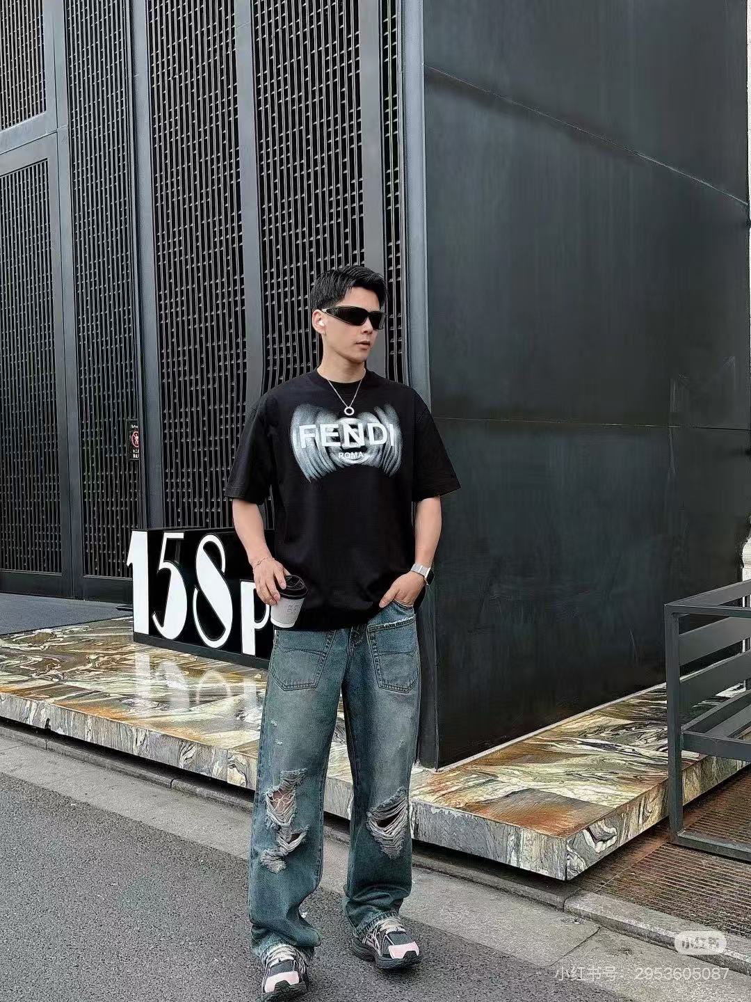 LuxluxHouse Best Quality Clothes Fendi T-shirt