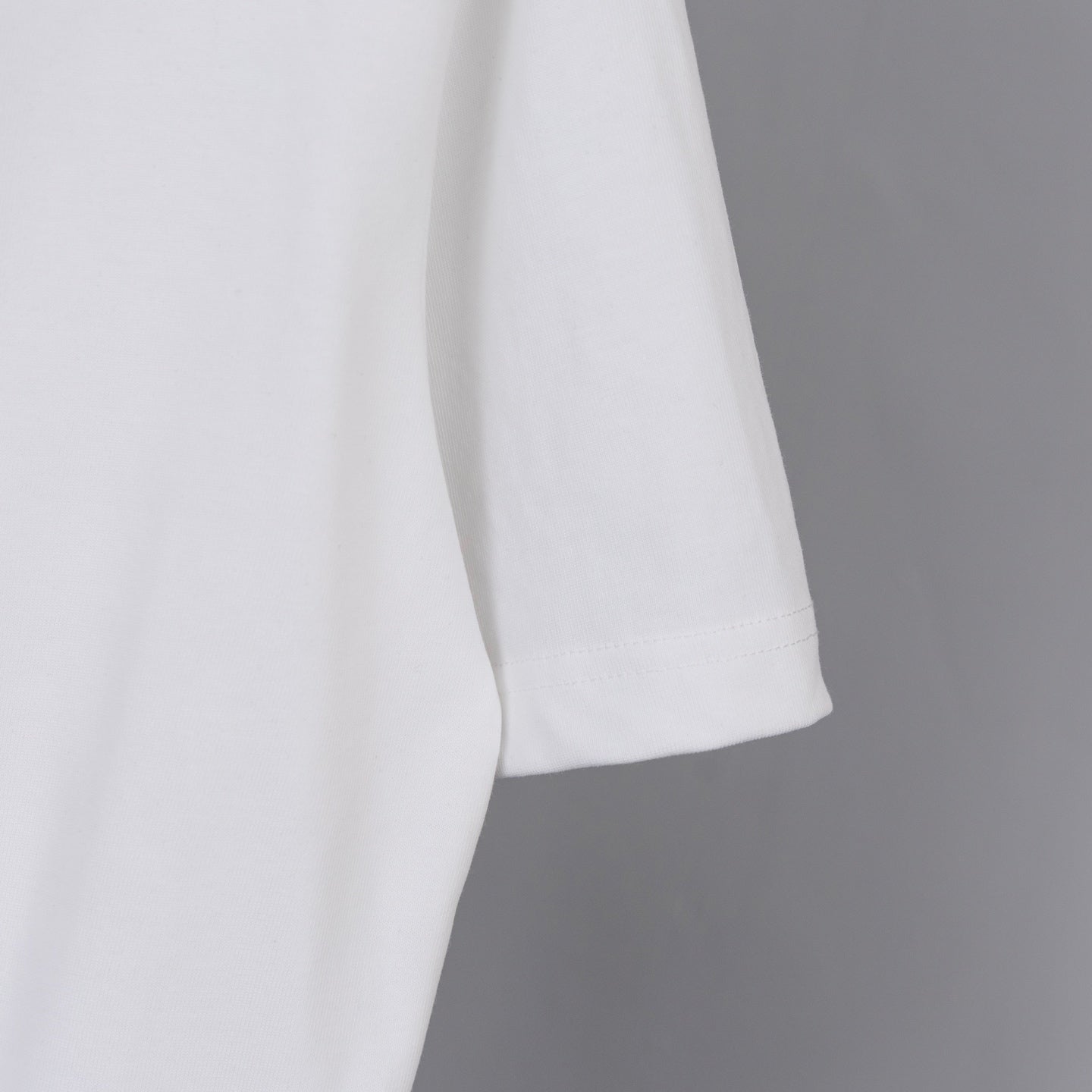 LuxluxHouse Best Quality Clothes T-shirt Prada