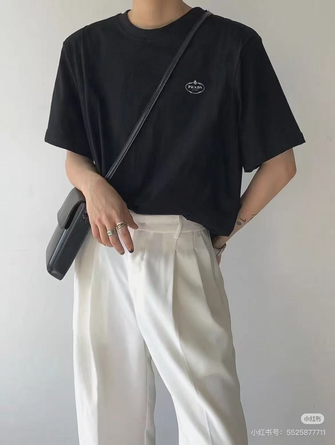 LuxluxHouse Best Quality Clothes T-shirt Prada