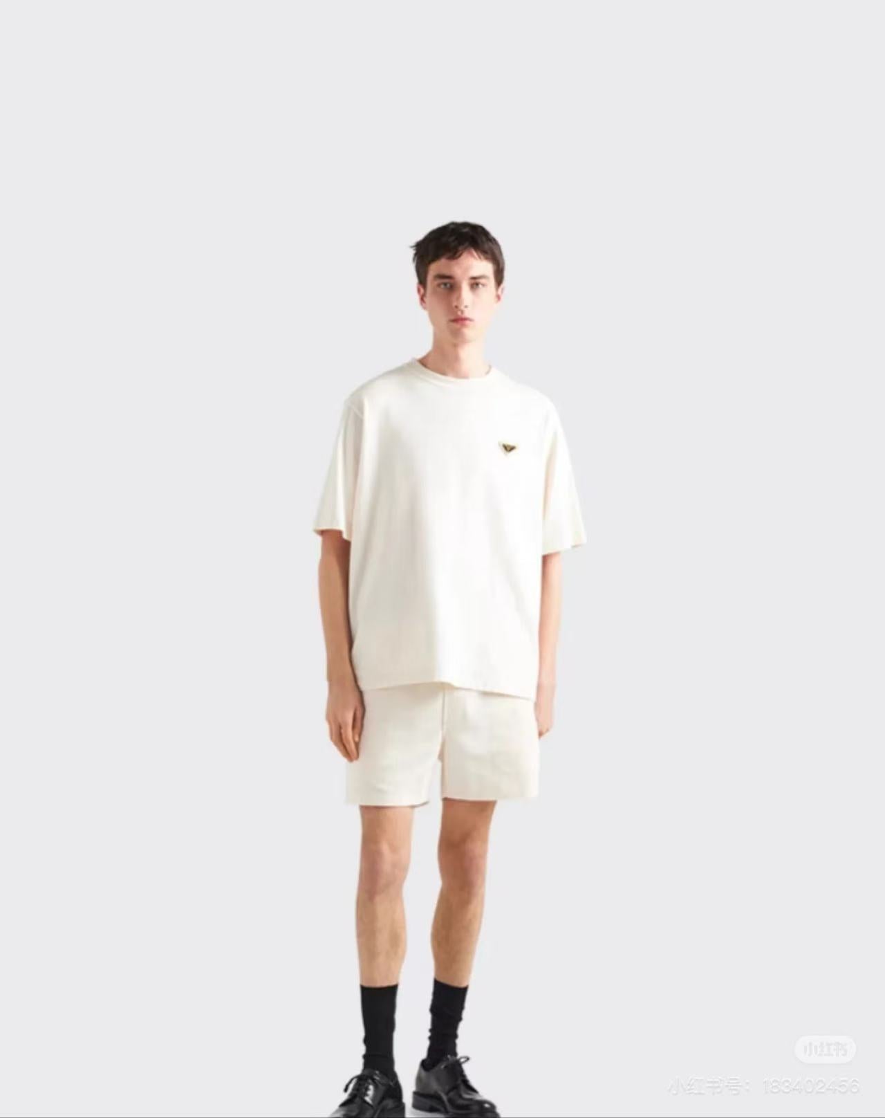 LuxluxHouse Best Quality Clothes T-shirt Prada