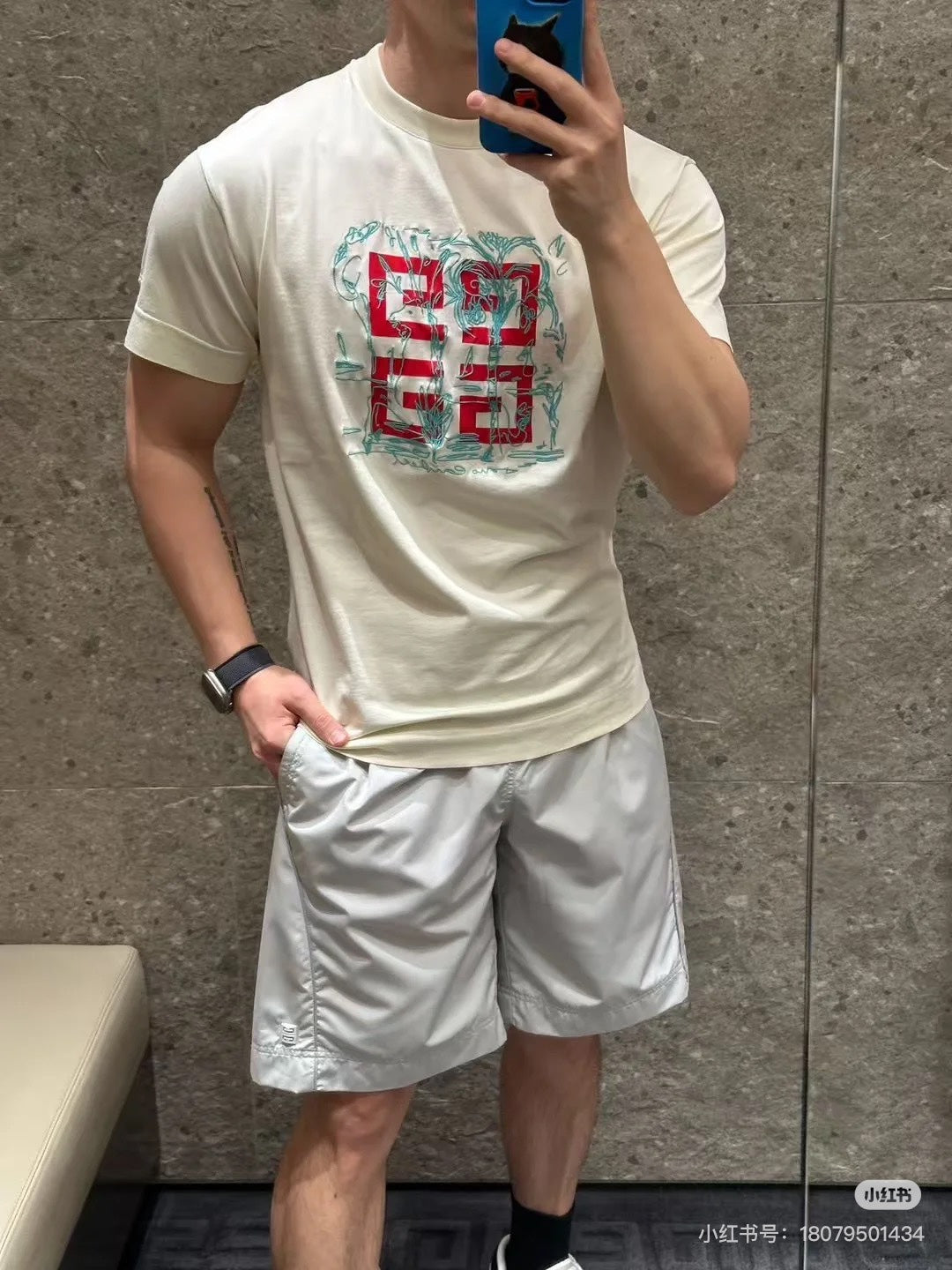 LuxluxHouse Best Quality Clothes Givenchy T-shirt