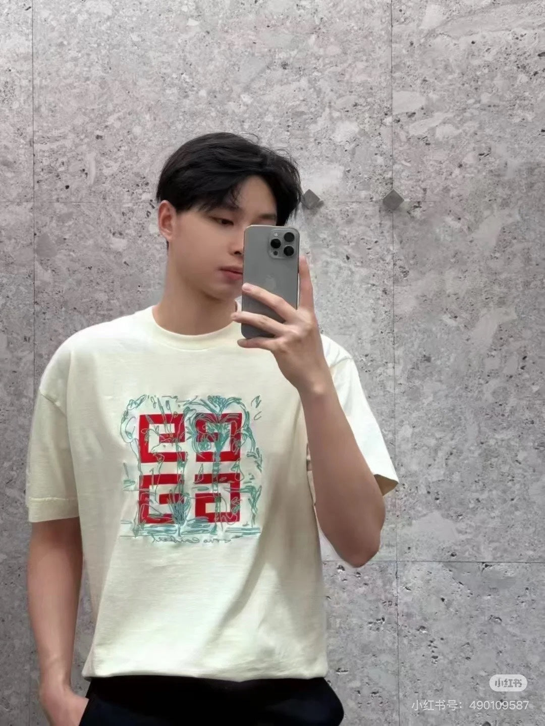 LuxluxHouse Best Quality Clothes Givenchy T-shirt