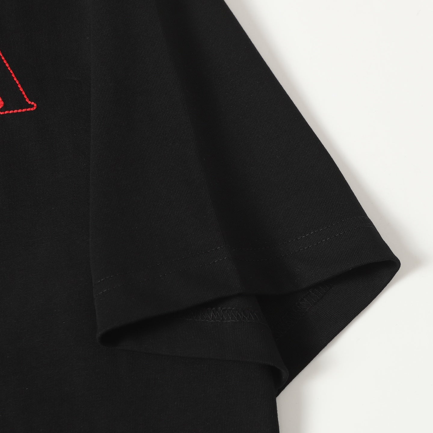 LuxluxHouse Best Quality Clothes T-shirt Prada