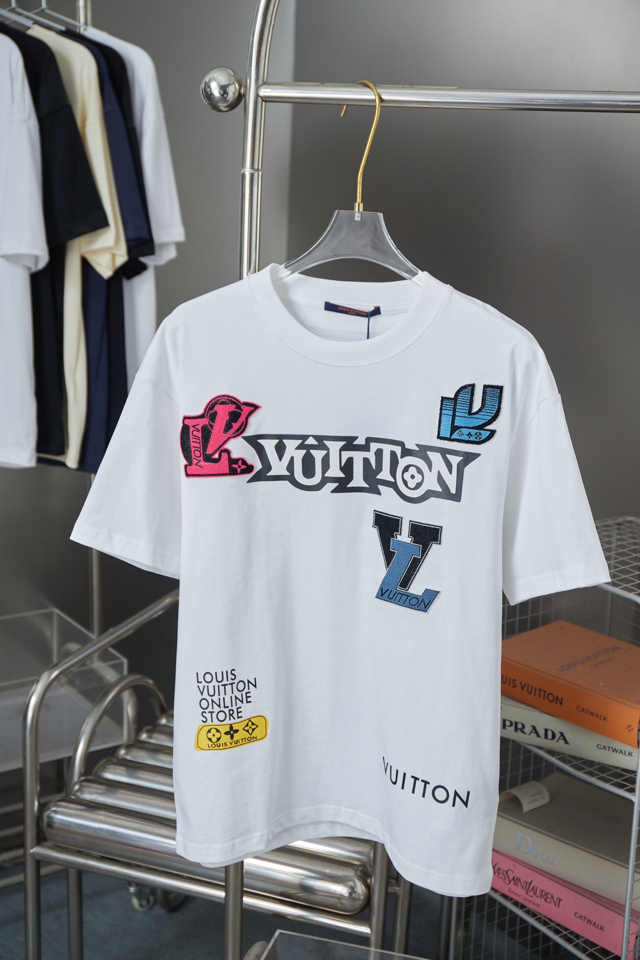 LuxluxHouse Best Quality Clothes T-shirt Louis Vuitton