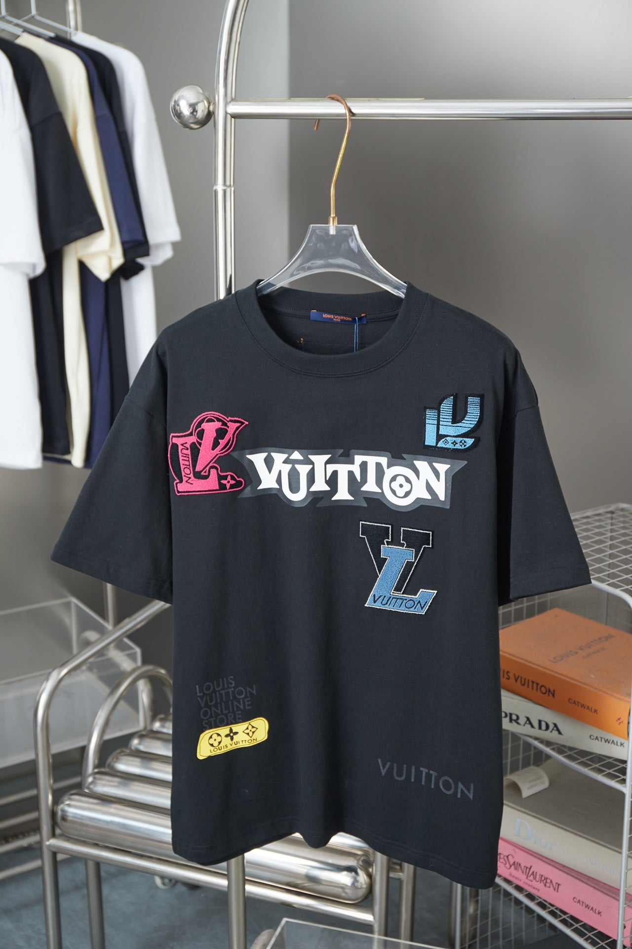 LuxluxHouse Best Quality Clothes T-shirt Louis Vuitton