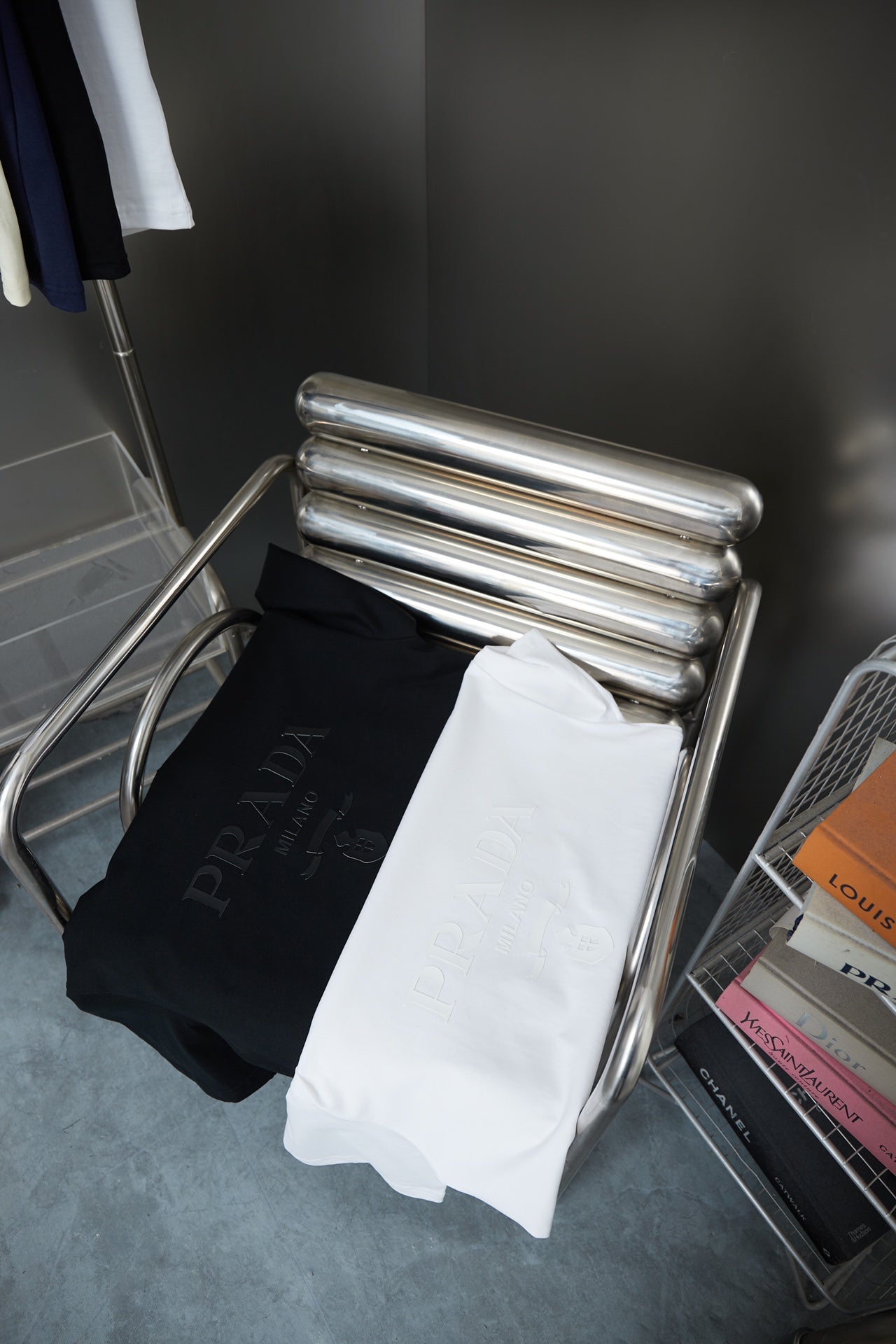 LuxluxHouse Best Quality Clothes T-shirt Prada