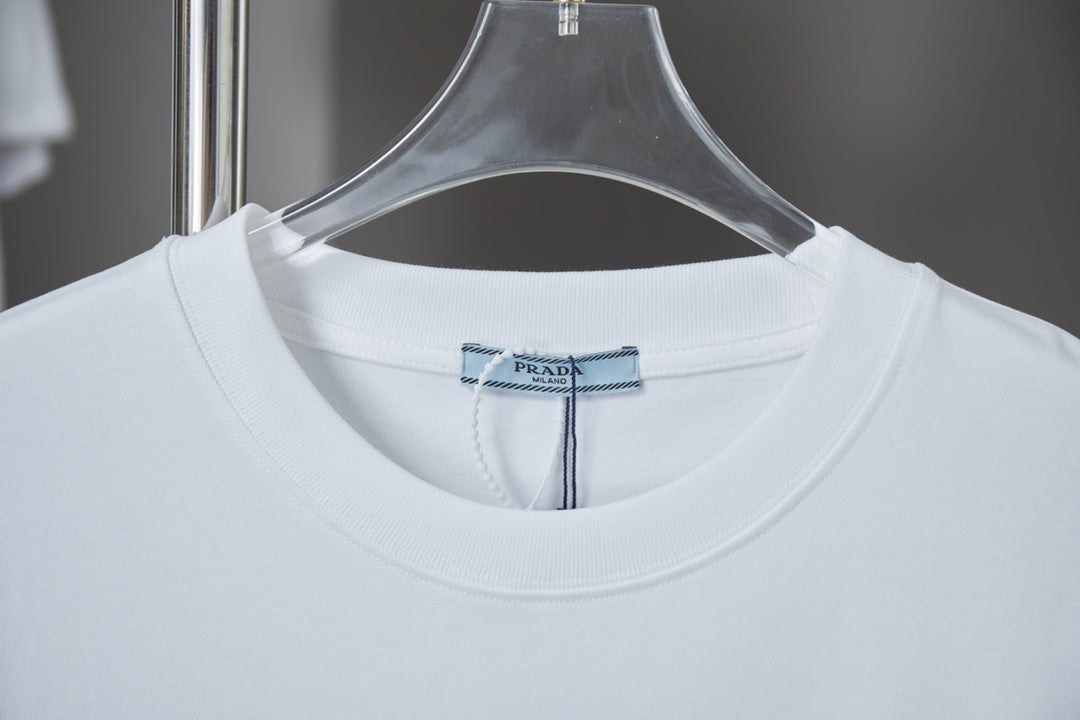LuxluxHouse Best Quality Clothes T-shirt Prada