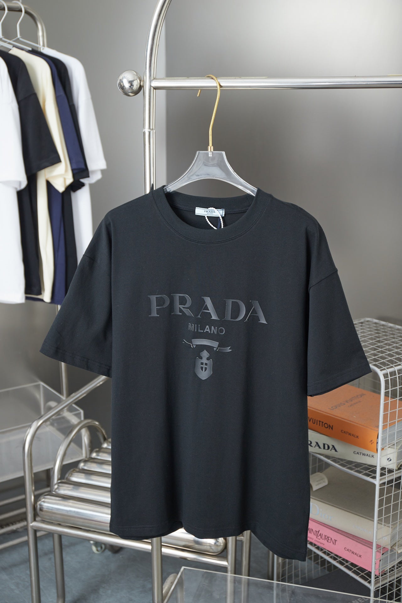 LuxluxHouse Best Quality Clothes T-shirt Prada