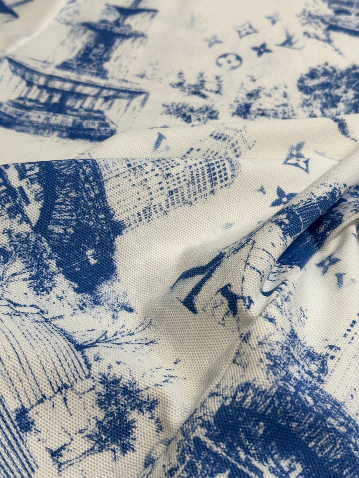 LuxluxHouse Best Quality Clothes T-shirt Louis Vuitton