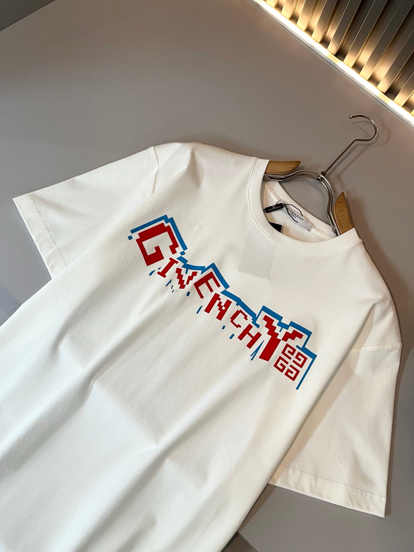 LuxluxHouse Best Quality Clothes Givenchy T-shirt