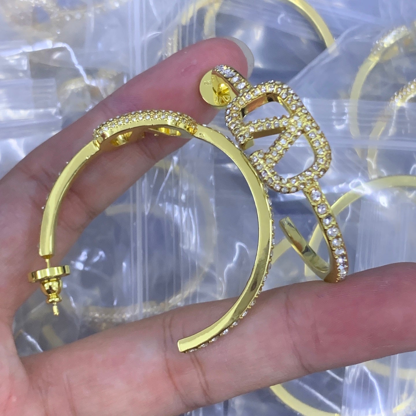 LuxluxHouse Low Price And High Quality Accessories Valentino