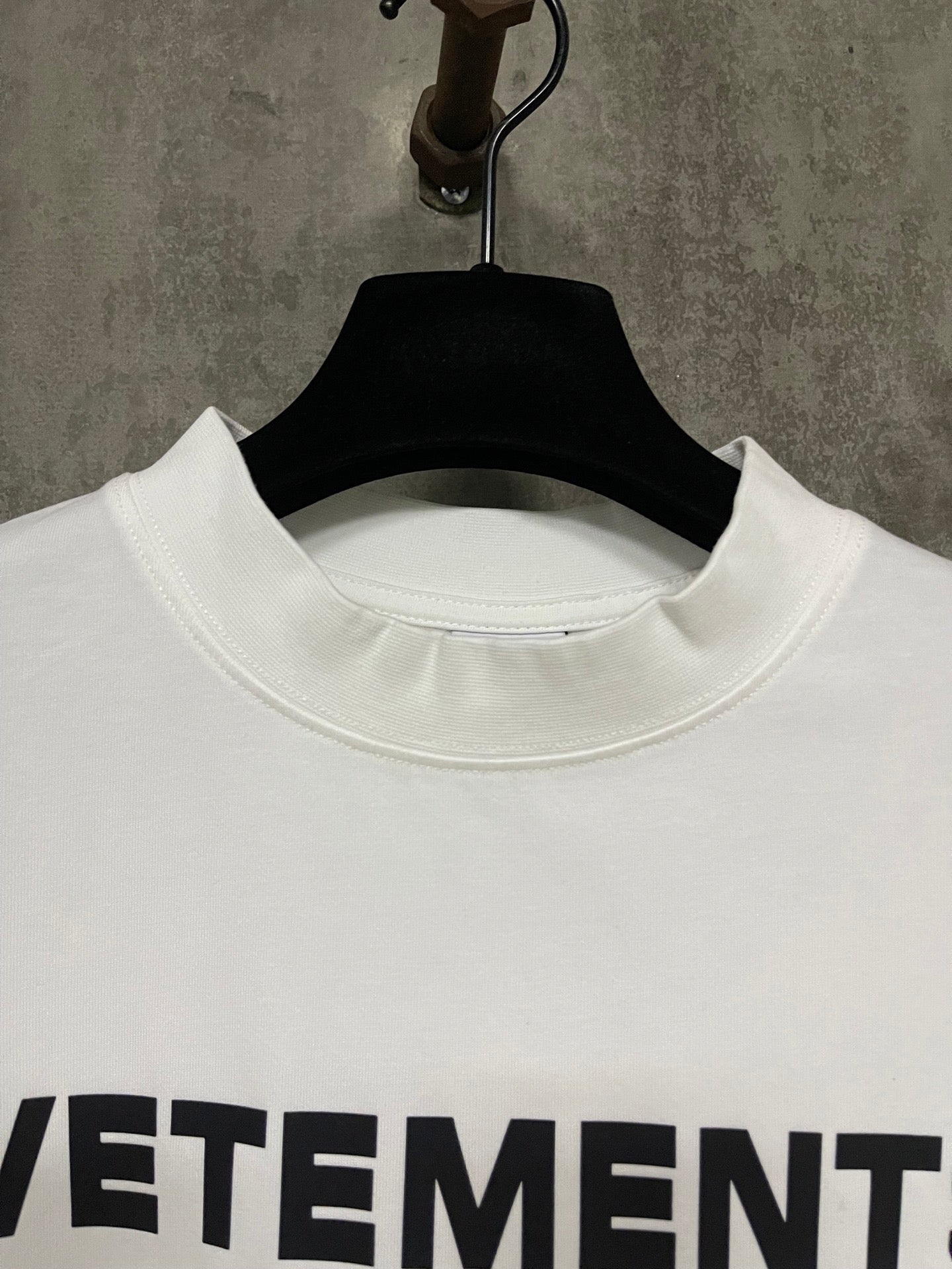 LuxluxHouse Best Quality Clothes T-shirt