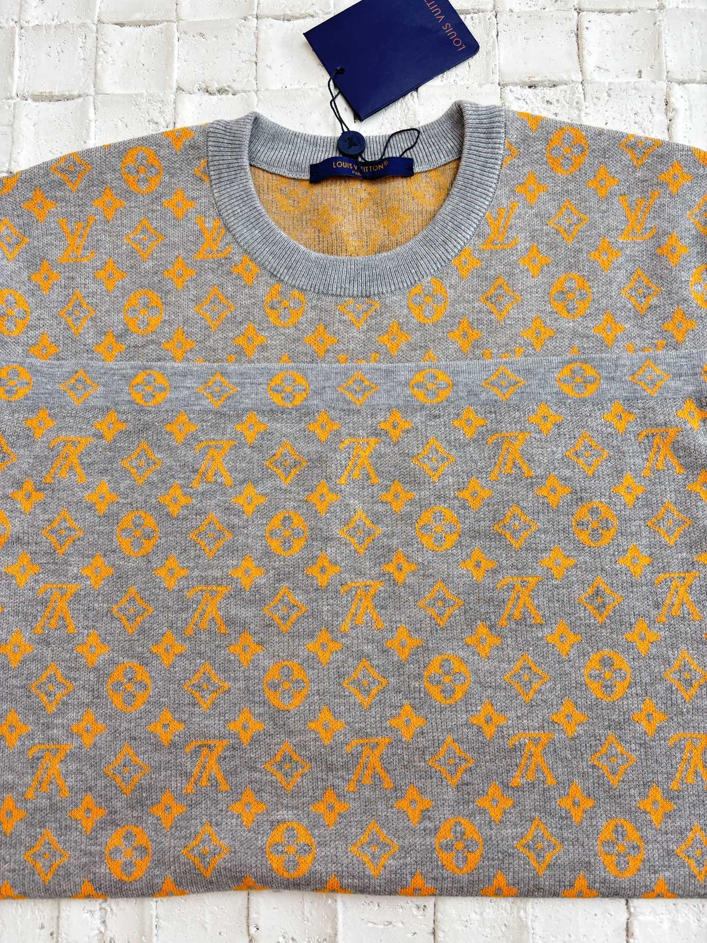 LuxluxHouse Best Quality Clothes T-shirt Louis Vuitton