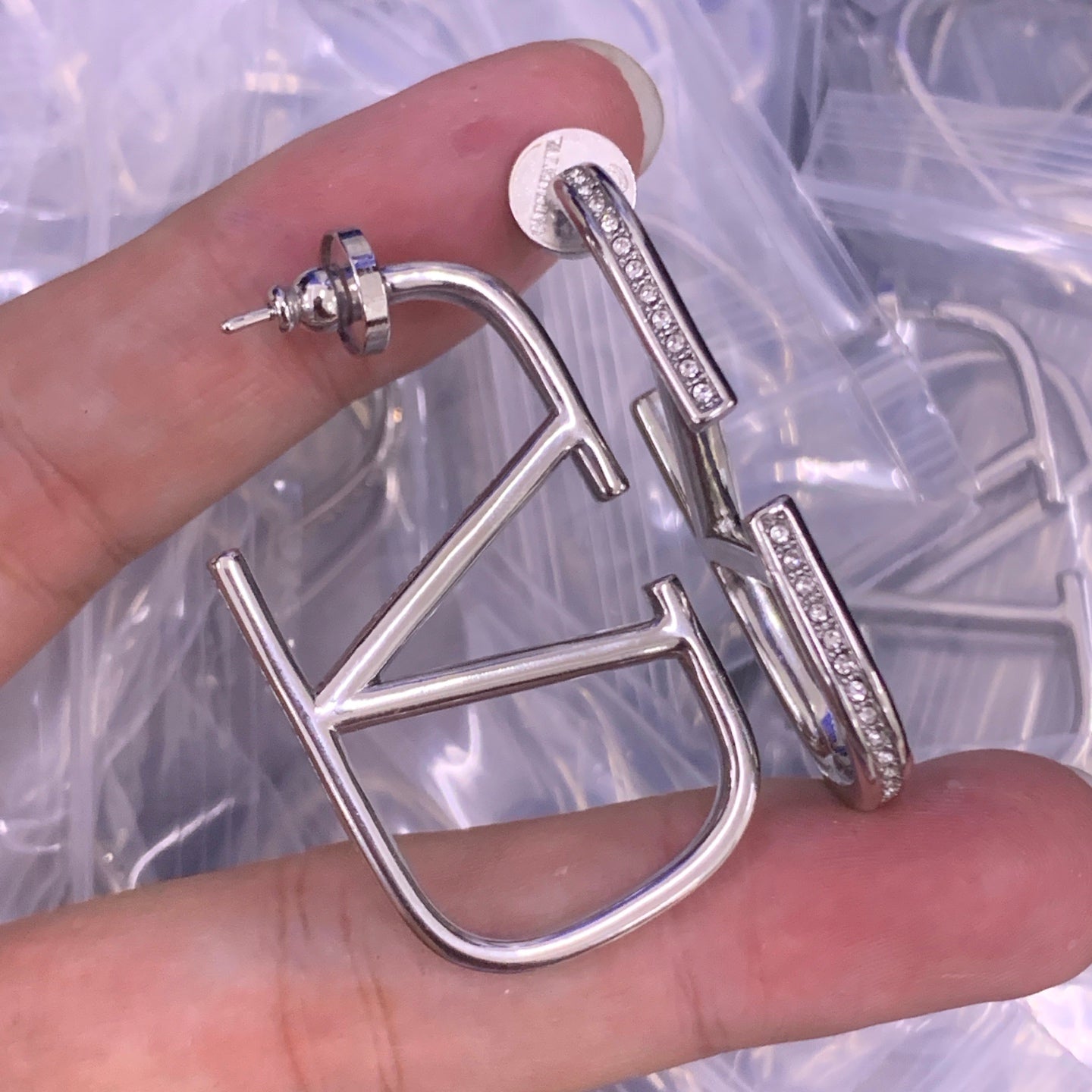 LuxluxHouse Low Price And High Quality Accessories Valentino