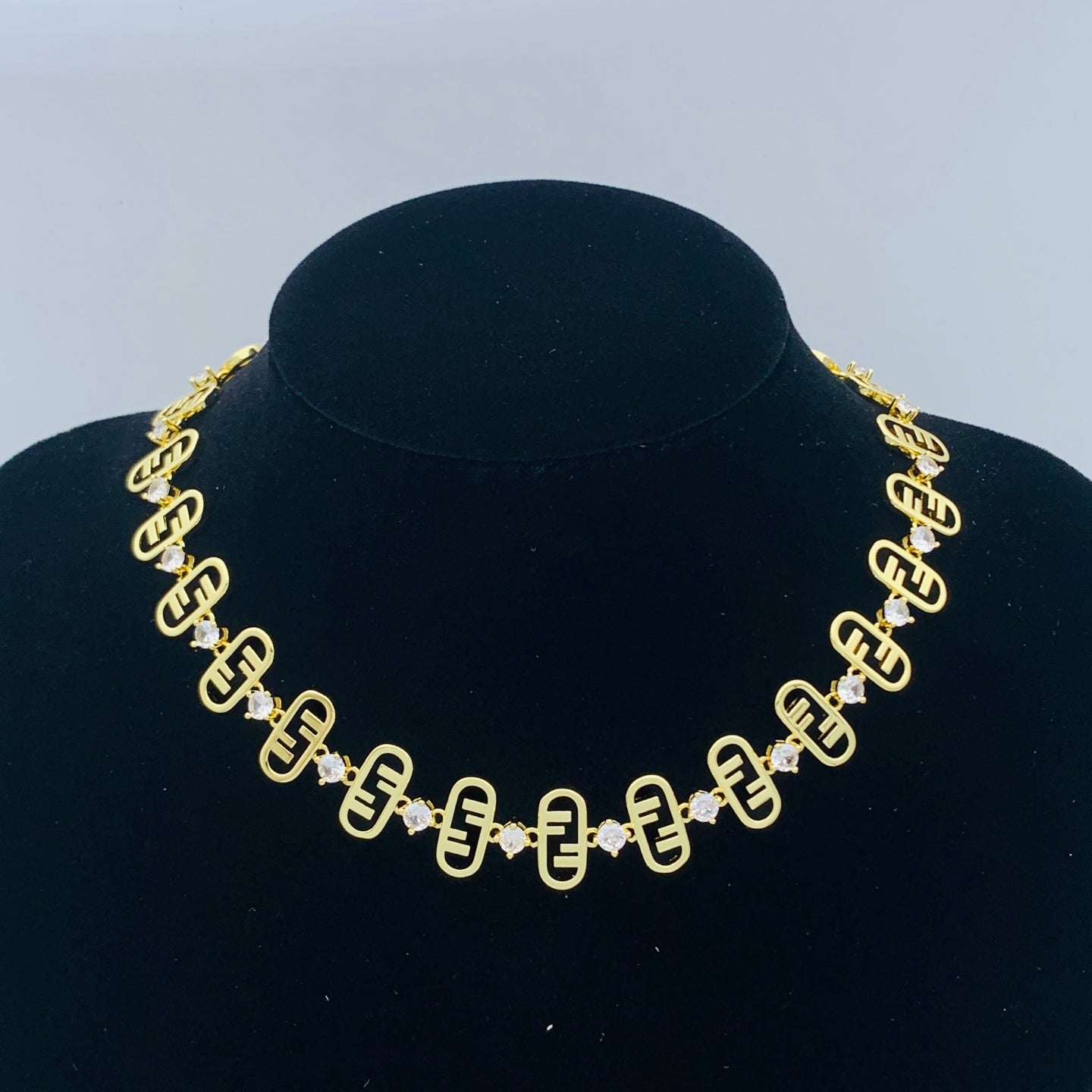 LuxluxHouse Low Price And High Quality Accessories Fendi