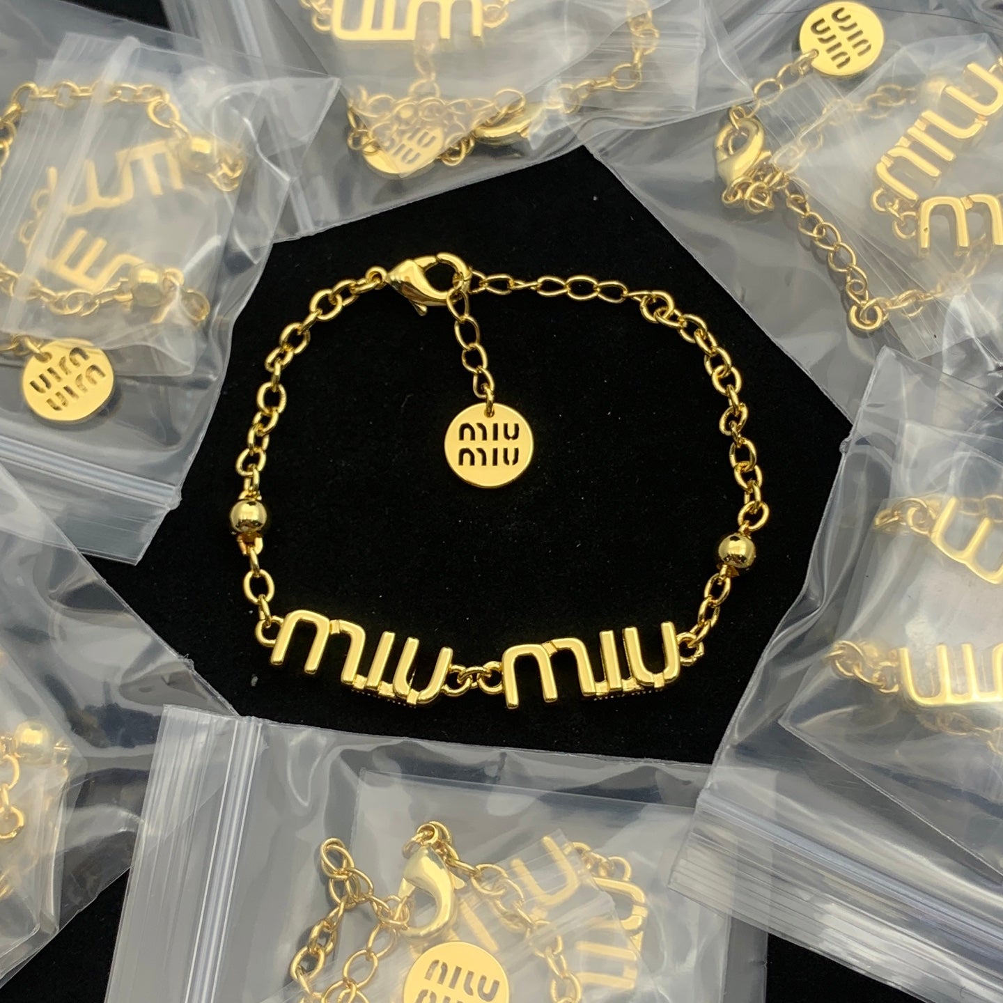 LuxluxHouse Low Price And High Quality Accessories Miu Miu