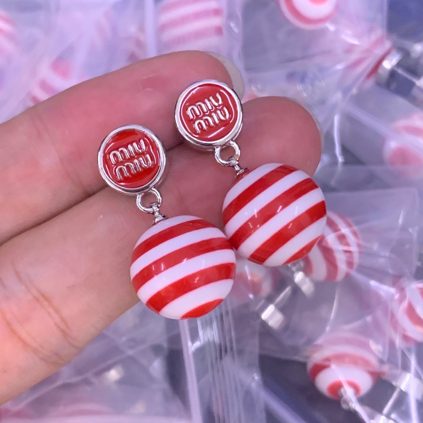 LuxluxHouse Low Price And High Quality Accessories Miu Miu