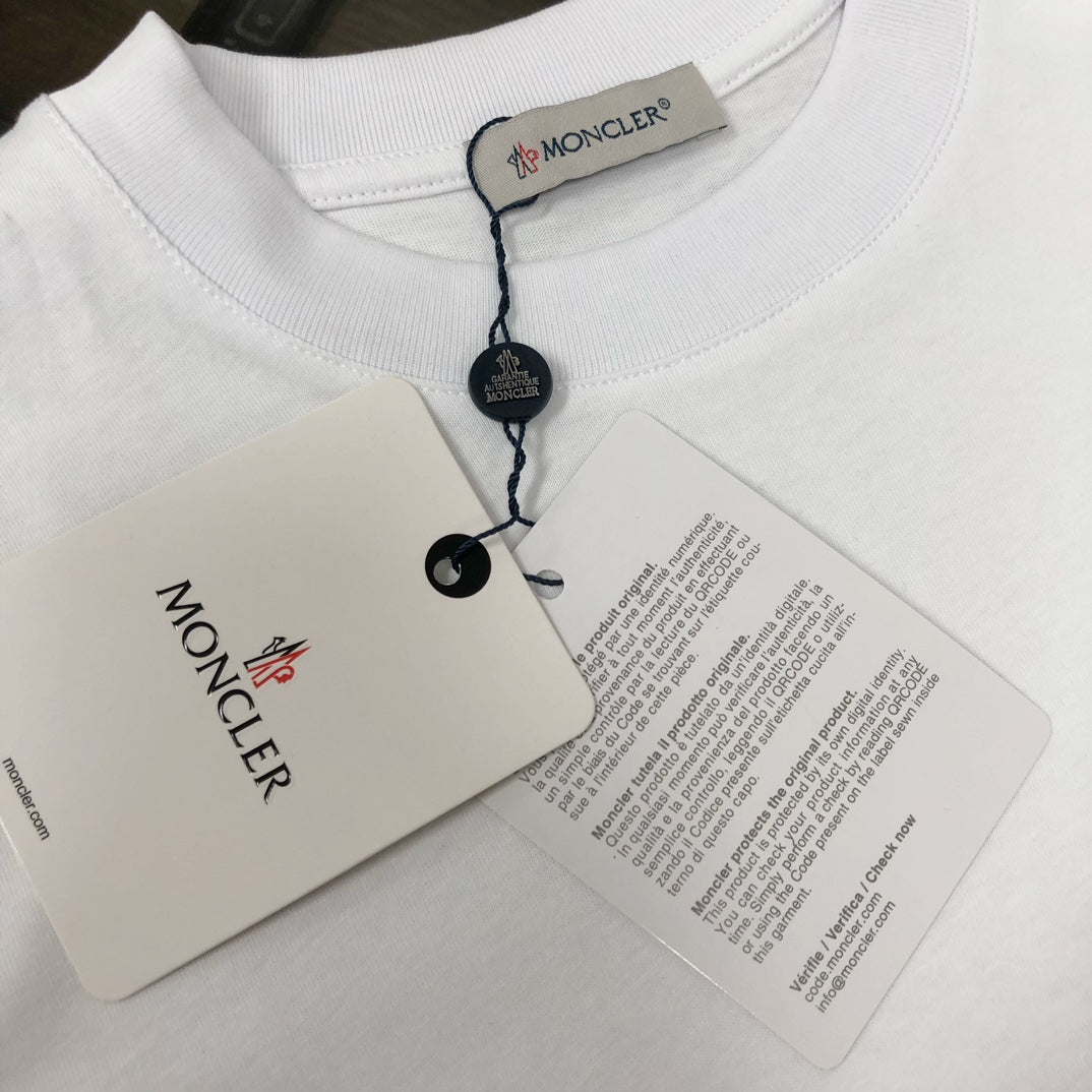 LuxluxHouse Best Quality Clothes T-shirt Moncler