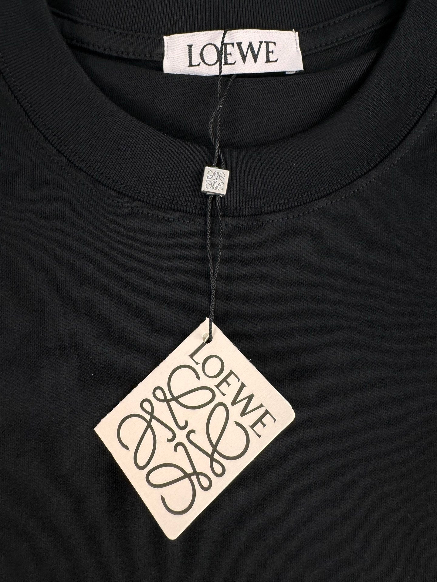 LuxluxHouse Best Quality Clothes T-shirt Loewe