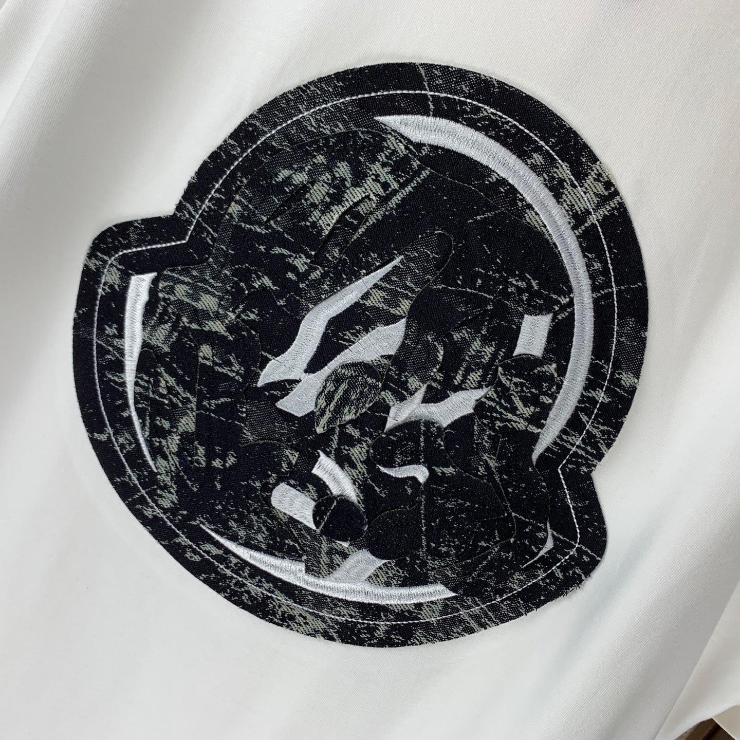 LuxluxHouse Best Quality Clothes T-shirt Moncler