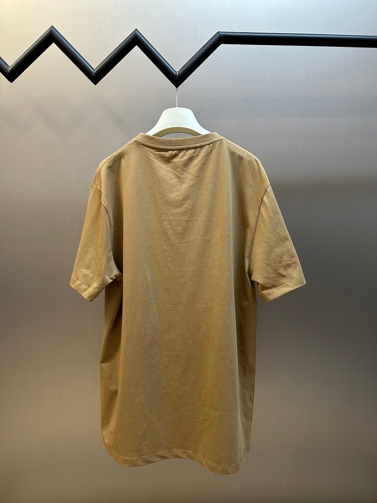 LuxluxHouse Best Quality Clothes T-shirt Loewe