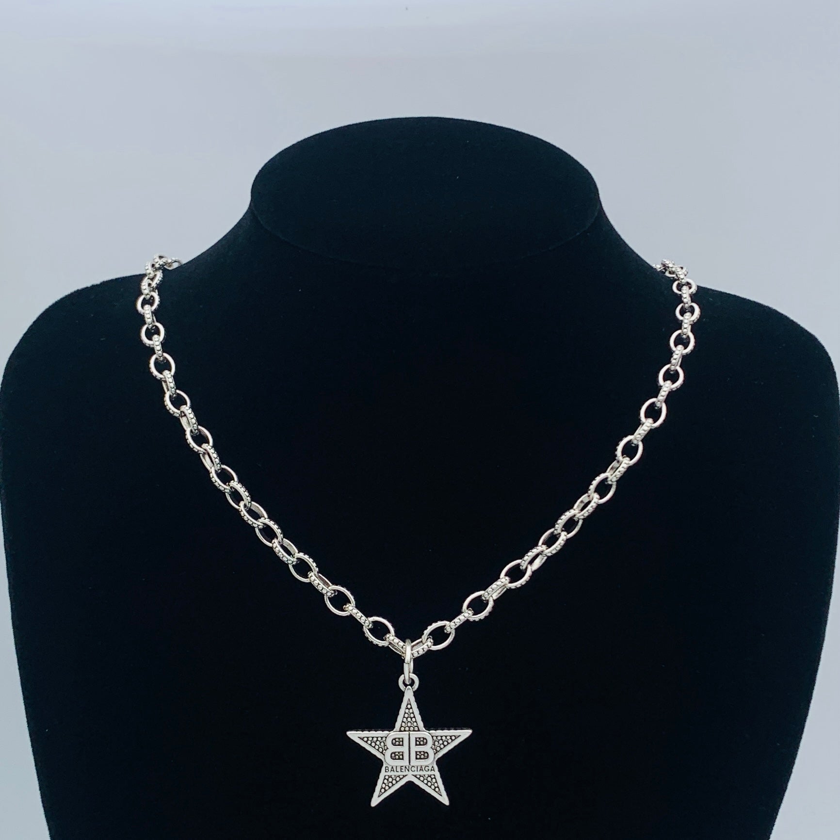 LuxluxHouse Low Price And High Quality Accessories Balenciaga