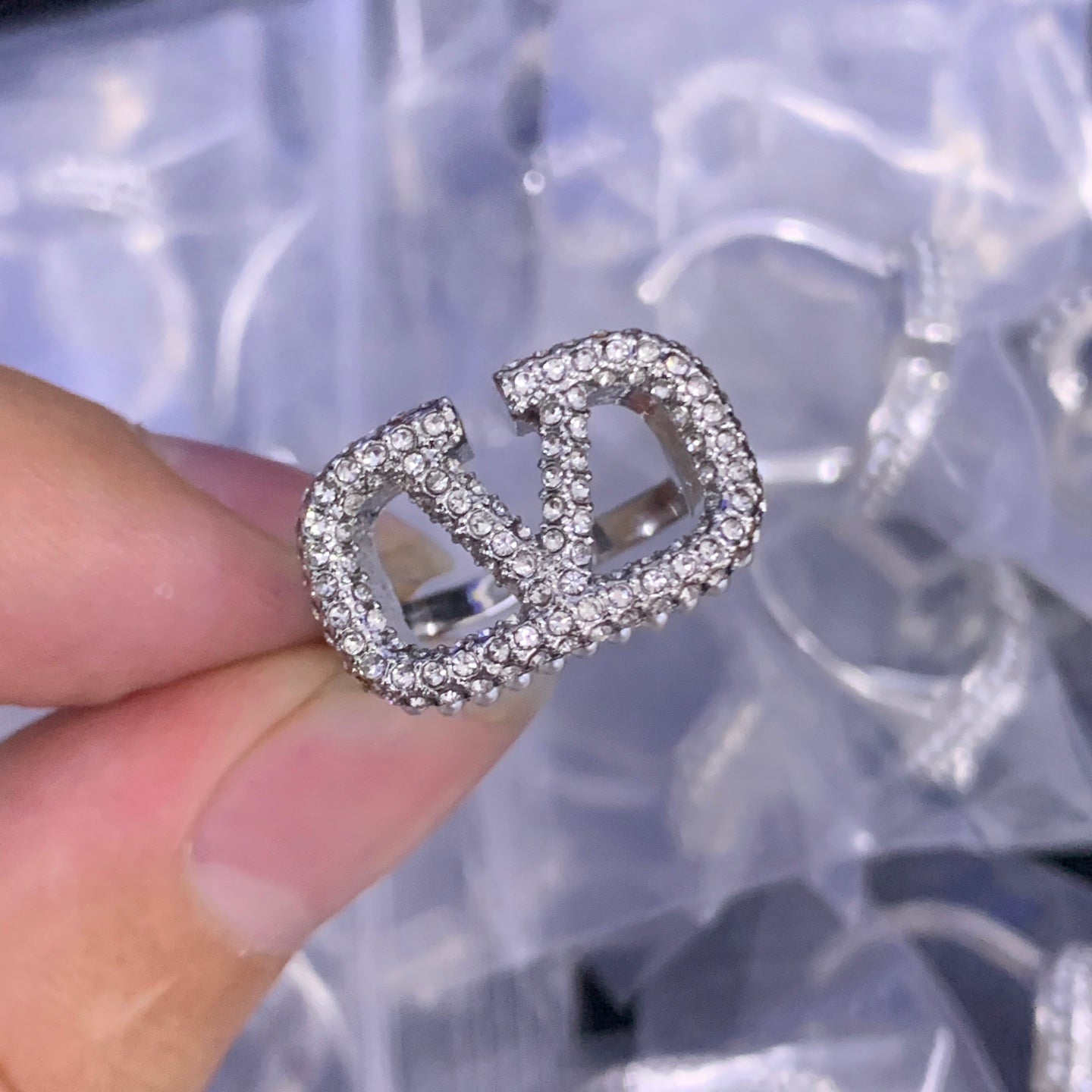 LuxluxHouse Low Price And High Quality Accessories Valentino