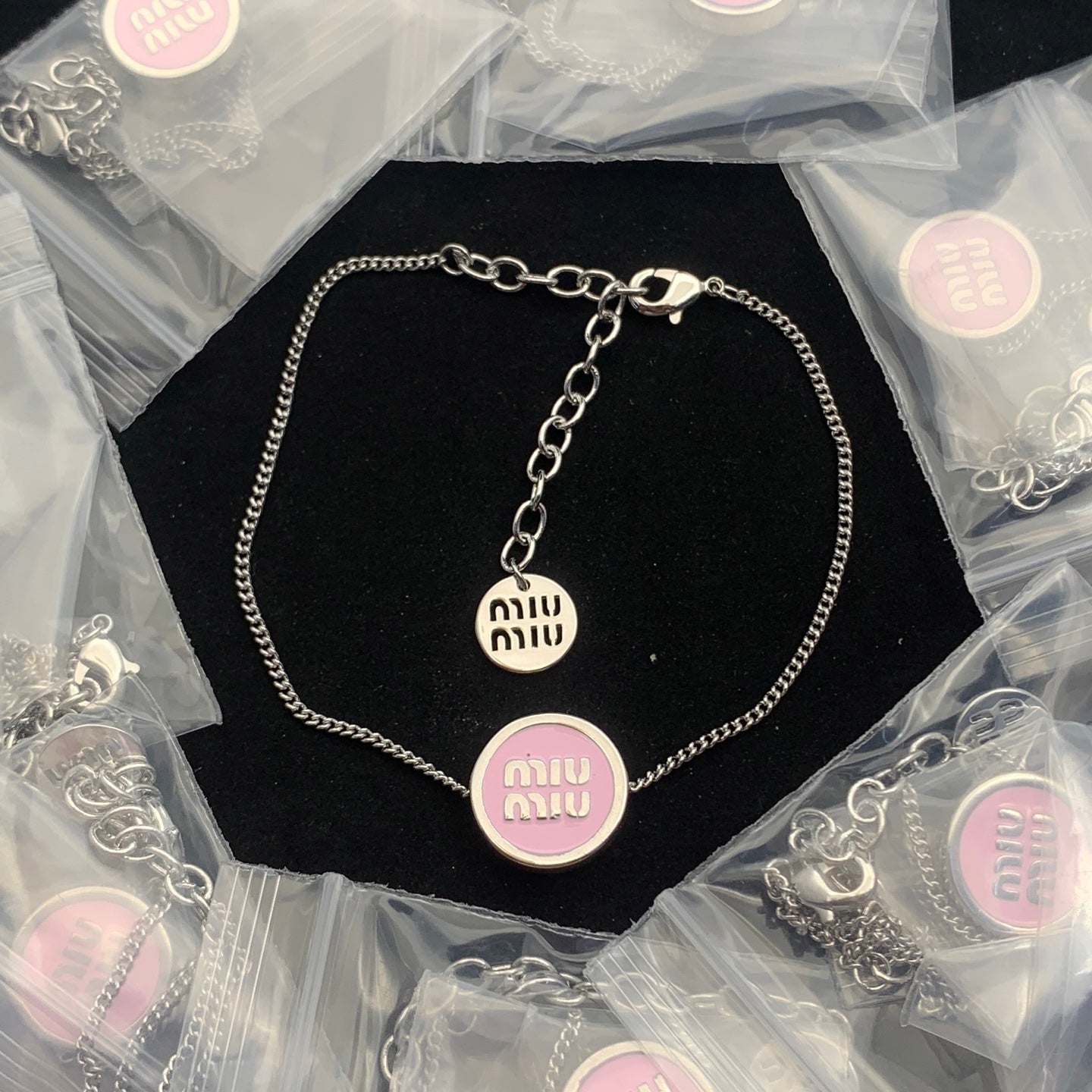 LuxluxHouse Low Price And High Quality Accessories Miu Miu